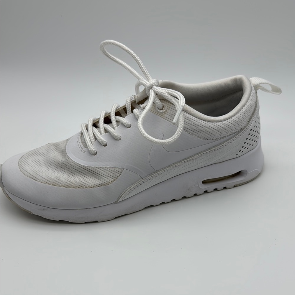 Nike Womens Air Max Thea White Running Shoes 599409-104